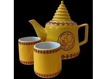 Yellow Teapot With Awesome Elephant Design And (2) Matching Cups