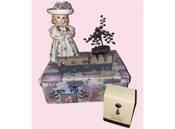 Lovely Yamada Music Box, Far Away Perfume, And Little Decor