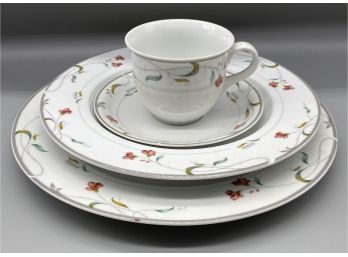 Melrose By Christopher Stuart Fine China, 18 Pieces. Completes 4 Person Table Setting