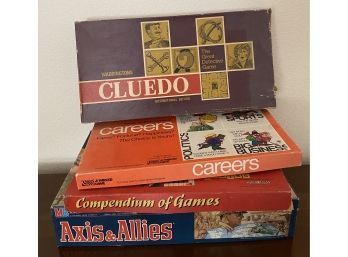 (4) Vintage Board Games: International Edition Of Cluedo And More!