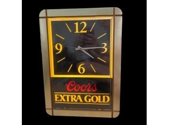 Vintage COORS Extra Gold Light Up Clock