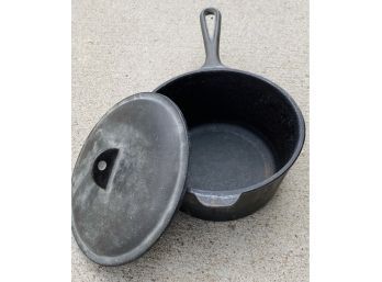 7 In. Cast Iron Cooking Pot