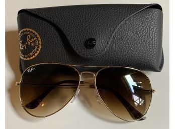 Authentic Ray Ban Aviator Style Sunglasses In Original Box