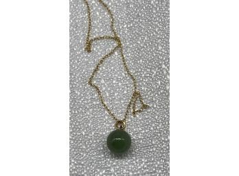 Delicate Necklace With Green Bead Pendant