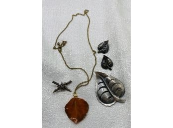 Beautiful Necklace With Leaf Pendant, Plus Brooch With Matching Earrings And Extra Pin