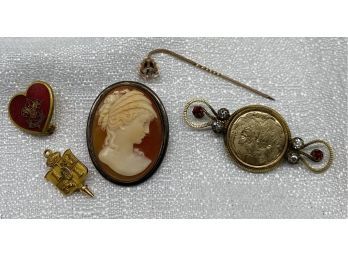 Various Antique Pins, Including A Stunning Cameo Pin