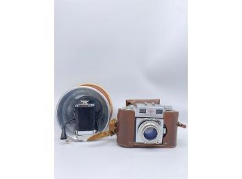 Vintage AGFA Karat Viewfinder Camera W/accessory