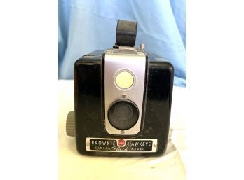 Vintage Kodak Brownie Hawkeye Camera - With Original Bulbs!