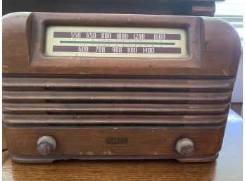 Philco Transiton Radio - Antique