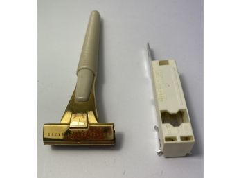 Vintage Schick Razor With Injector Blade