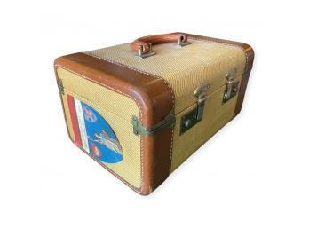 Vintage 1950s Travel Case With Working Latches (7.5x13.5x9)