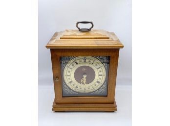 Elgin Mantel Clock Chime Battery Operated