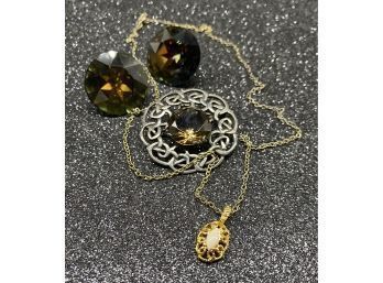 Necklace With Elegant Pendant, Plus Brooch And Earrings
