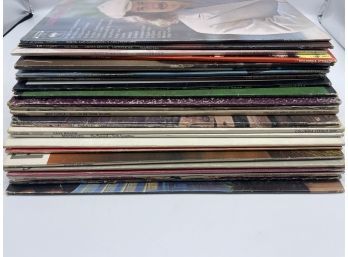 Collection Of Vinyl Records! Included Jane Oliver, Carly Simon, Dave Mason, Simon&garfunkel And More!