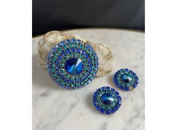 Stunning Weiss Blue And Green Brooch And Clip On Earrings