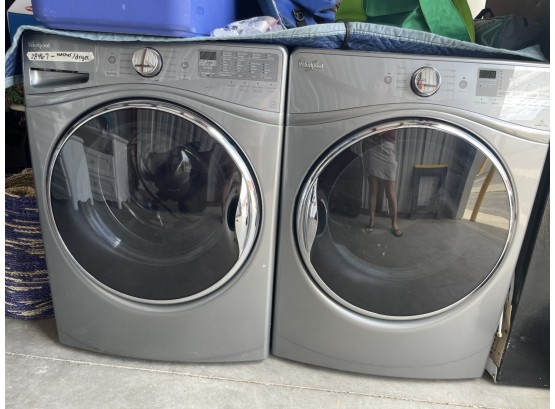 Whirlpool Stackable Washer And Dryer! LIKE NEW CONDITION