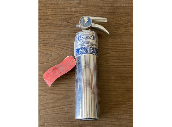 General QuickAid Fire Extinguisher (13.5in Tall)