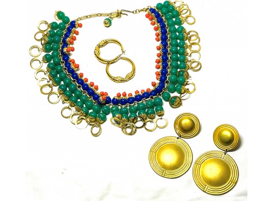 Stunning Green & Orange Beaded Necklace & 2 Pair Of Gold Tone Earrings