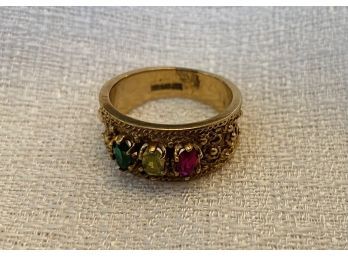 10K Gold Ring With 3 Rhinestones, Total Weight 5.7 Grams