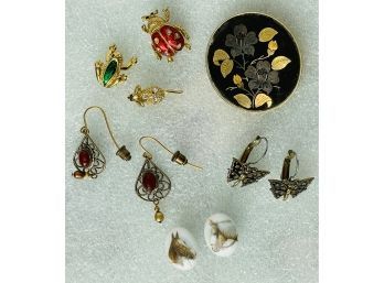 Animal Pins: Ladybug, Frog, Mouse. Pierced Earrings-butterfly, Horses, Gemstone. Gold Tone/black Brooch