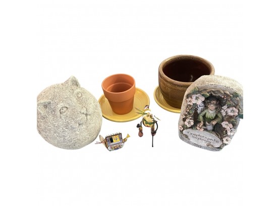 Adorable Outdoor Decor! Two Flower Pots, Small Sign, Round Garden Dog, And Small Figurines