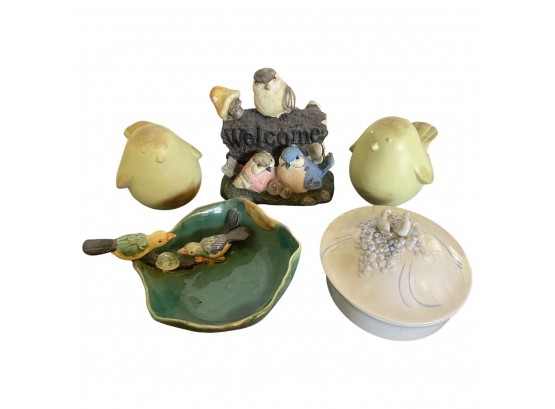 Adorable Assortment Of Bird Home Decor. Includes 7 In Bird Statues, 2 Bowls And A Small Outdoor Sign