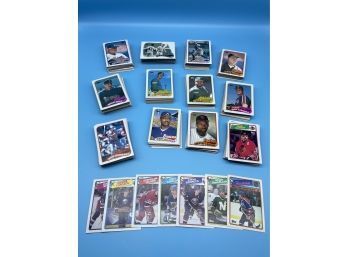 Sports Cards! Mixture Of Baseball And Hockey Cards! Wayne Gretzky, Tom Lasorado And More!