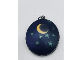 Beautiful Midnight Designed, Sterling Silver Pendant. Weighs 12.02 Grams