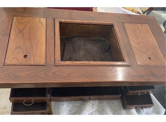 Brown Coffee Table With Hideway Compartments
