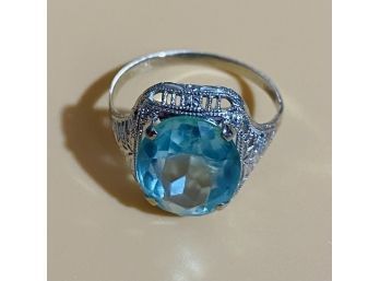 10K Gold Ring With Beautiful Light Blue Rhinestone, Total Weight 2.01 Grams