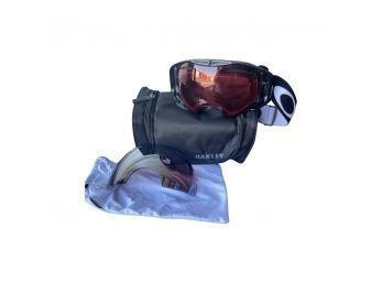 Oakley Prizm Snow Goggles! Comes In A Soft Case And With An Extra Lense