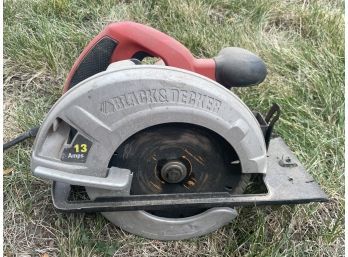 Black & Decker Power Saw