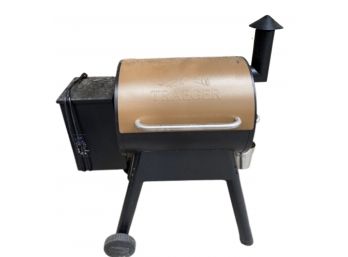 Traeger Smoker Grill In Good Condition