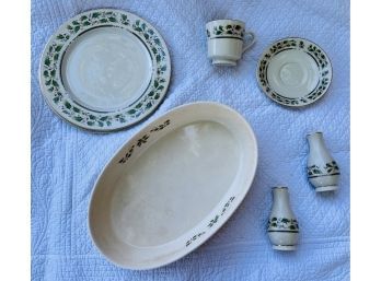 Royal Limited Holly Holiday Dishware Set