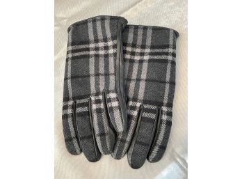 Burberry Gloves Size 8.5