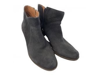 Lucky Brand Booties Navy Suede Size 8