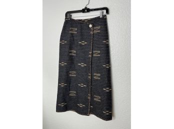 Ralph Lauren 100 Percent Wool Skirt With Unique Print Design. Womens Size Petite 4.