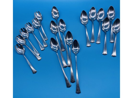 18 Piece Universal Silver Plated Spoons