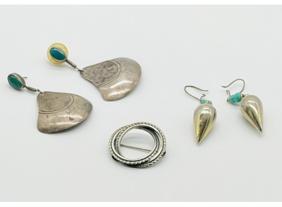 Silver Pierced Earrings With Turquoise Gemstones, Silver Brooch. Total Weight 23.51