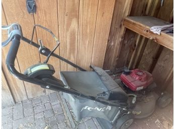 Honda Easy Start Lawn Mower With Attached Bag - Was Told It Runs, Untested