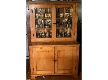 Antique Display Cabinet With Two Glass Doors And Two Wooden Doors ****CONTENTS NOT INCLUDED****