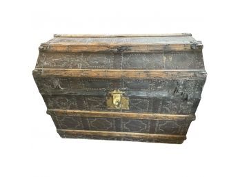 Antique Dome Top Wood  Metal Distressed Pirates Treasure Chest Trunk
