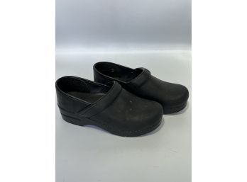 Dansko Black Leather Shoes, Size 38