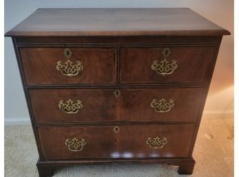Antique Mahogany Dresser, 31.5 X 17.5'