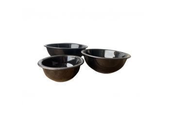 Black Glass PYREX Mixing Bowls (3)