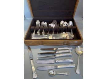 Mixed Silverware Set Including Supreme Cutlery, Retroneu Inc., Reed & Barton Mirrorstele And Others,