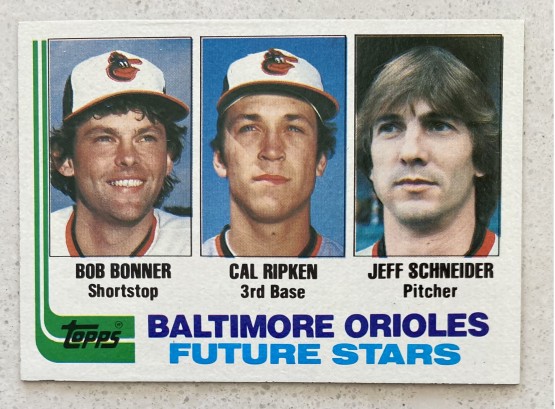 Baltimore Orioles Future Stars 1992 TOPPS Baseball Card Featuring Cal Ripken