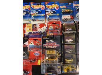 Large Collection Of Collectable/Toy Cars (Hot Rod, Hot Wheelz, Racing Champion And More)
