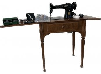 Vintage Singer Sewing Table And Supplies. Folded Table Is 24x17x30