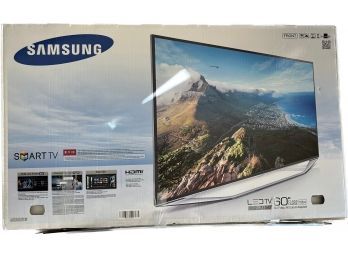 60 Inch Samsung LED TV- WORKING! Comes With Wall Mount, Stand And 2 Pairs Of 3D Glasses.